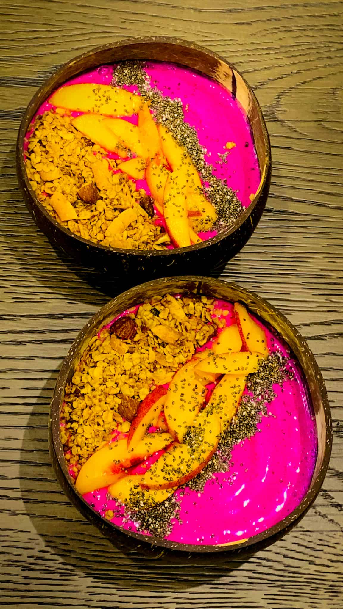 Healthy Dragon Fruit Smoothie Bowls (Pitaya Bowls)